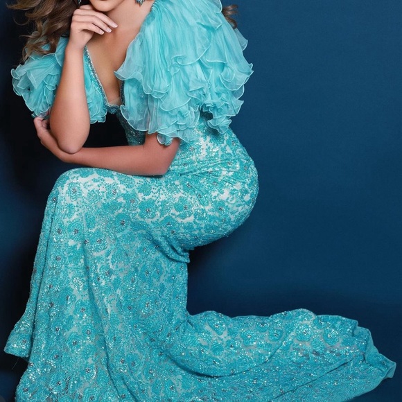 Sherri Hill Couture - Picture 6 of 8